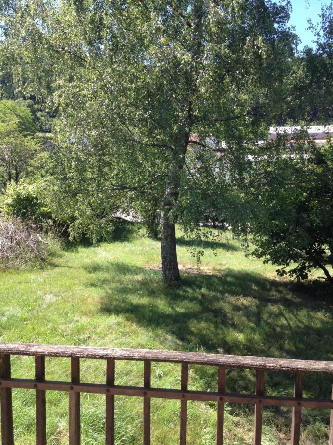 Ferme De Ma Grand-Mere Le Haut-du-Them 外观 照片