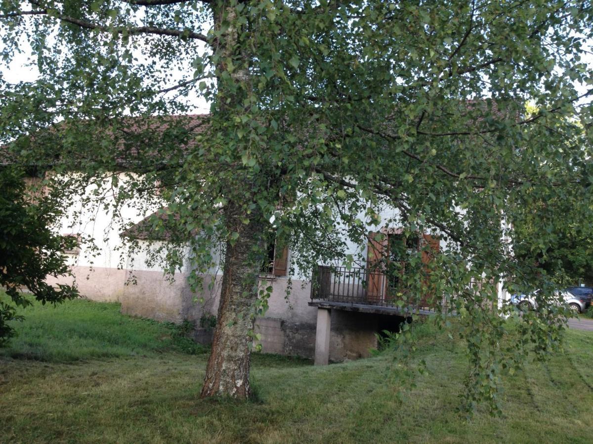 Ferme De Ma Grand-Mere Le Haut-du-Them 外观 照片