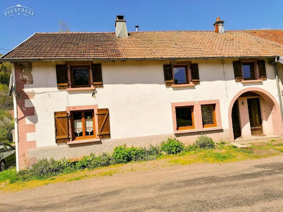 Ferme De Ma Grand-Mere Le Haut-du-Them 外观 照片